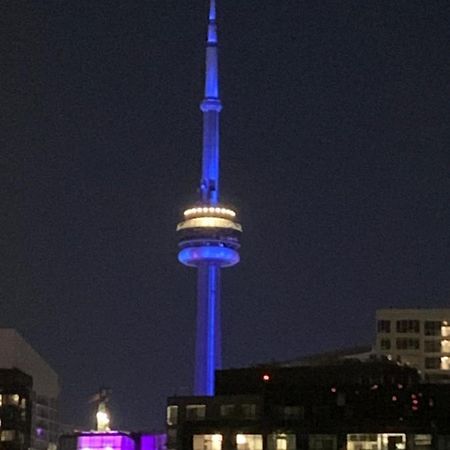 Downtown Waterfront Suites With Cn Tower Views Toronto Exterior foto
